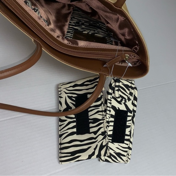 Tan Tote Handbag Brown Leather Straps/Zebra Print Trim Embroidered Giraffe NWOT - Picture 9 of 13